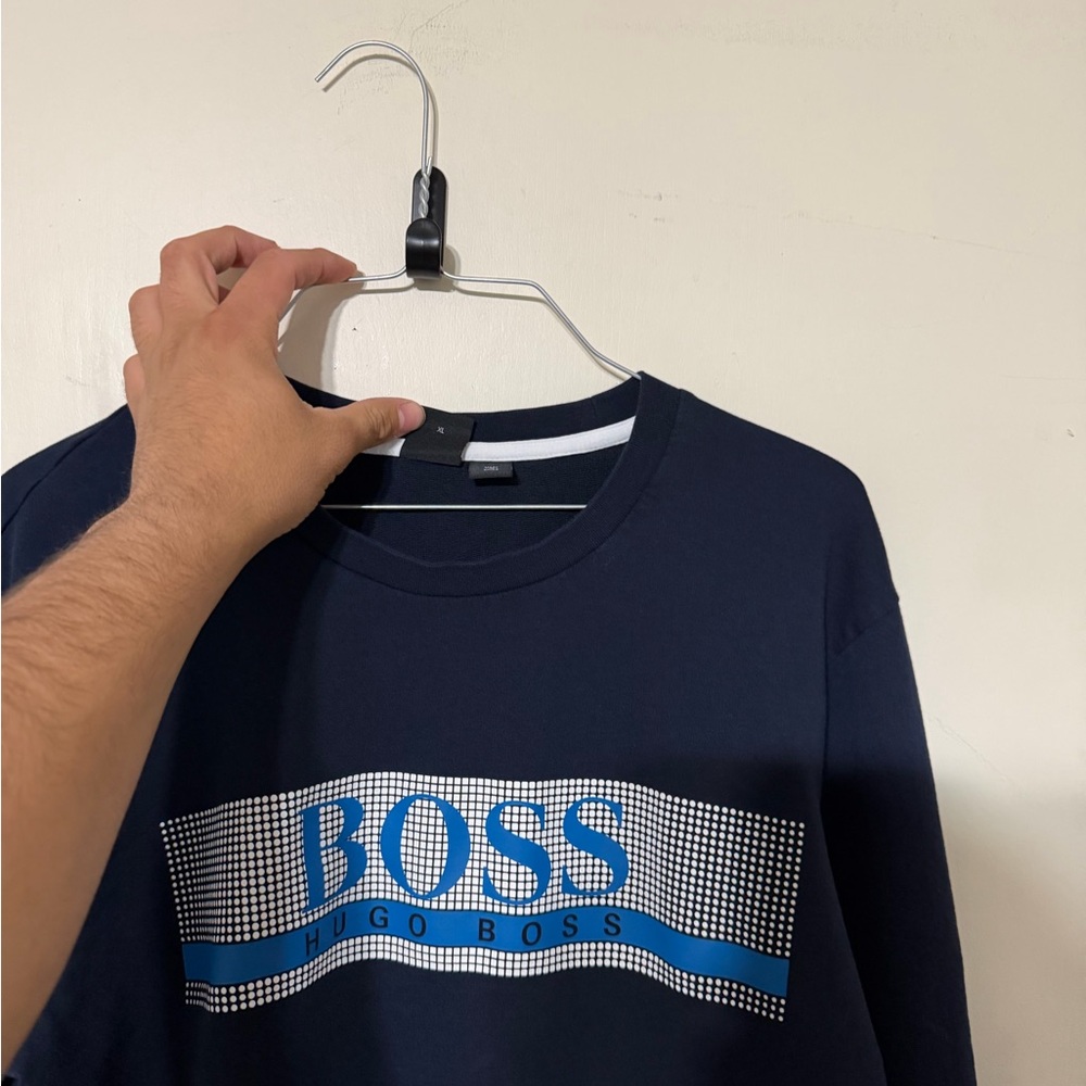 Hugo Boss Sweater - Picture 2 of 4